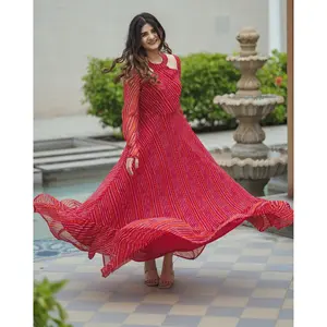 Ensemble de tenue de sport décontractée Rahi Red Bandhej, tissu en mousseline de soie pure, motif brodé, style droit, tailles XXL XL, cheville - Product Image 1