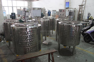 خزان تفريغ للاستحلاب بالخلط الصناعي 500 لتر من الفولاذ المقاوم للصدأ مع سترة مجانسة وتدفئة - Product Image 6