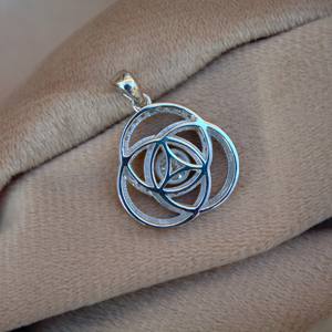 925เพชรโมอิสสไตล์วินเทจเครื่องประดับเงินแท้จี้ดีไซน์เนอร์น้ำหนักเบาสำหรับเดินทางสำหรับผู้หญิง - Product Image 3