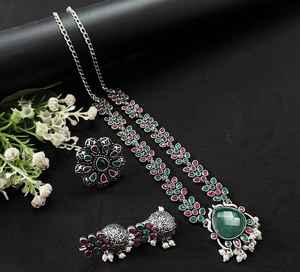 ชุดเครื่องประดับสตรีสามชิ้นสำหรับงานแต่งงานสร้อยคอเพชรหยดน้ำชุบทองจำนวนมาก - Product Image 5