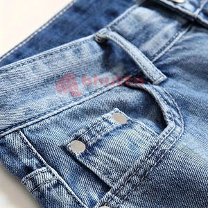 Nouveauté hiver, vêtements d'entraînement de haute qualité, shorts en jean pour hommes avec poche, usage décontracté, vente chaude, shorts en jean pour hommes en vente - Product Image 4