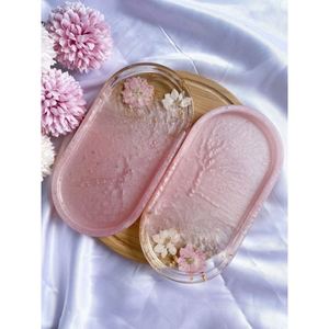 Bandeja de servicio de resina de diseño hecho a mano puro para restaurantes planos y cenas de bodas a un precio muy asequible - Product Image 1