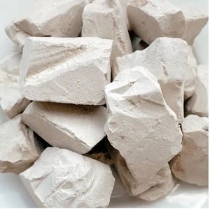 ดินขาวคุณภาพสูงแบบก้อนและแบบผงสำหรับอุตสาหกรรมเซรามิกและกระดาษ - Product Image 1