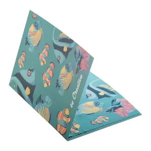 Serviette promotionnelle personnalisée avec carte postale dioptrique, merchandising sur mesure - Product Image 4