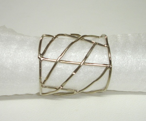 Hot Sale Antique Gold Napkin <b>Ring</b> Silver Wire Napkin <b>Ring</b> for Festivals Bronze Vintage Style Look Metal <b>Cheap</b> Napkin <b>Ring</b> Holder - Product Image 6