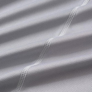 เสื้อฮู้ดผู้ชายแบบสวมใส่สบายสำหรับฤดูหนาว ผ้าโพลีเอสเตอร์ 100% ระบายอากาศได้ดี ซับเหงื่อ ป้องกันแบคทีเรีย แห้งเร็ว - Product Image 4