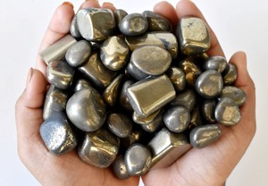 Piedras de Pirita Pulidas al por Mayor, Color Verde Atractivo, Cristal Tallado para Decoración - Product Image 6