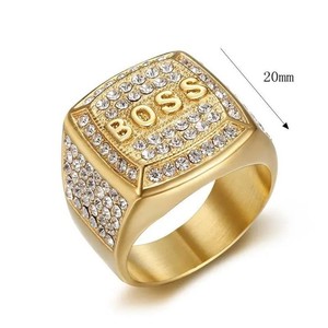 Bague personnalisée en diamant Moissanite de taille ronde, entièrement glacé avec plaqué or, cadeau de mariage ou de fête pour lui - Product Image 2