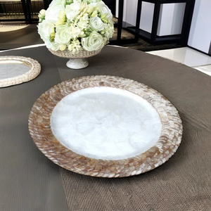 Plato Decorativo Redondo Hecho a Mano con Conchas de Capiz, Vajilla Decorativa Natural de Lujo para Bodas y Hoteles - Product Image 3