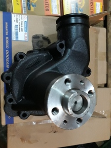 ปั๊มน้ำเครื่องยนต์ EX300-3 HITACHI ปั๊มน้ำ6SD1 1-13610944-0ชิ้นส่วนเครื่องจักรก่อสร้าง - Product Image 4