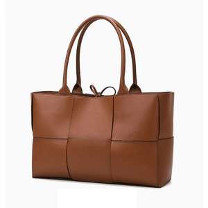 Sac fourre-tout en toile rayé grande capacité décontracté pour femmes, sacs à main à bandoulière avec doublure en cuir, motif logo décoré de chaînes - Product Image 3