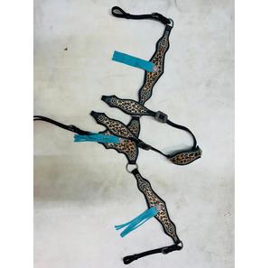 Ensemble de sellerie en cuir occidental de luxe de fabrication indienne, têtière et harnais pour cavaliers professionnels, disponible au meilleur prix - Product Image 1