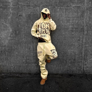 Sweatsuits แบบกําหนดเองพร้อมเสื้อสวมหัวโลโก้พิมพ์หน้าจอเสื้อกันหนาวหมวกกางเกงผ้าฝ้าย 100% ขาตรงซาตินเสื้อกันหนาวหมวกภายในซับ Sweatsuit - Product Image 4