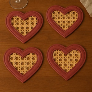 Dessous de verre carré en cuir PU et rotin personnalisé coussin isolant de table ménage en cuir sous-verre de thé imperméable - Product Image 1