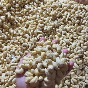 Noix de cajou en vrac prêtes à expédier bon marché W320 Noix de cajou WW180, WW240, WW320 WS Noix de cajou grillées à faible quantité minimale de commande - Product Image 1