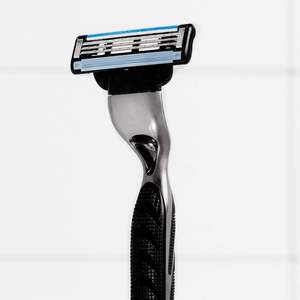 OEM Mach3 Compatible <b>Razor</b> <b>Blades</b> – Triple Edge Shaving Cartridges with Lubrication Strip for Sensitive Skin, Export Quality - Product Image 4