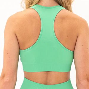 Conjunto de 2 piezas de sujetadores deportivos para niñas: Tops cortos con tiras y shorts de gimnasia, transpirables, para danza y actividades deportivas infantiles. - Product Image 5