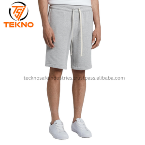 Conçu pour le mouvement, le short de fitness est doté d'un tissu évacuant l'humidité et d'un ajustement extensible pour soutenir la performance et vous garder en colère - Product Image 4