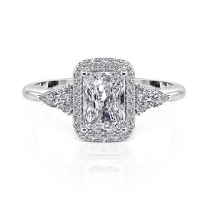 Bague de fiançailles Jeulia à trois pierres, taille radiant, avec halo - Product Image 1