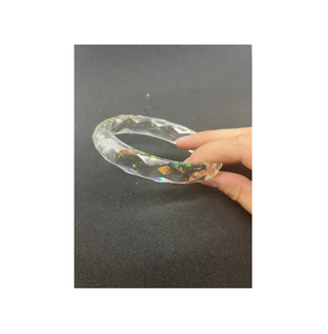 Venta al por mayor de pulseras acrílicas con polvo de purpurina en ella brazaletes negros para las mujeres hechas a mano brillante pulido para la venta - Product Image 4