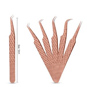 Pince à cils en acier inoxydable incurvée à 90 degrés faite à la main, prise lisse de haute précision avec volume pointu en fibre de diamant - Product Image 4