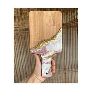 Planche à découper en bois et résine avec poignée en forme de queue de poisson, qualité supérieure, planche à découper, planche à fromage, planche à charcuterie artisanale - Product Image 2