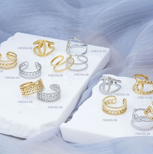 Bague ouverte réglable en forme de lettre avec Logo personnalisé, anneau épais en acier inoxydable creux pour hommes et femmes - Product Image 2