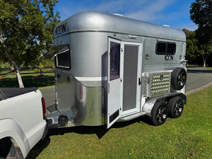 Remorque pour chevaux à chargement direct 2 places, 3400 kg, large, en aluminium, pour transport équin, à prix avantageux - Product Image 1