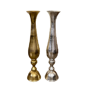 Florero de Aluminio Cromado en Oro con Corte de Diamante Geométrico, Decoración Minimalista para el Hogar, Decoración de Bodas, Tamaño Personalizado - Product Image 4