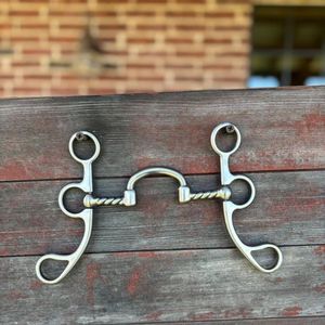 Corrección de brocas de filete occidental ecuestre de acero inoxidable de alta calidad Boquilla de rodillo de alambre trenzado Fábrica al por mayor Caballo - Product Image 5