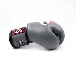 Guantes de Boxeo Profesionales de Cuero Sanda - Agarres Ligeros para Entrenamiento con Saco de Boxeo, Personalizables, Unisex - Product Image 2