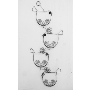 Ornement de Noël suspendu en fer forgé moderne de conception circulaire fait à la main pour la décoration de la maison pendant les fêtes - Product Image 6