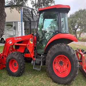 Compre el tractor Kubota M7060 de primera calidad, entrega rápida, motor de alta eficiencia, fiable para trabajos agrícolas pesados - Product Image 1