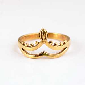 Bague en laiton au design tendance, style bohème, pour femmes, plaquée or 18 carats, motif couronne et chevron, fine, pour la vente en gros/OEM/ODM - Product Image 1