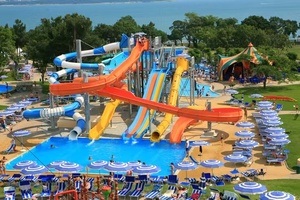 Peralatan Bermain Air Besar untuk Luar Ruangan, Seluncuran Air Anak untuk Kolam Renang, Kastil Lompat Komersial untuk Penggunaan Komersial - Product Image 6