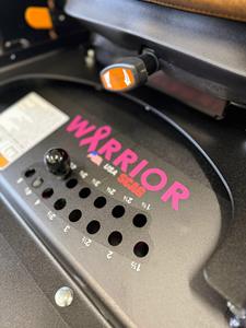 Nuevo Scag Patriot de 52 pulgadas Cortadora de césped Kawasaki FX Pink Warrior de 22 hp con giro cero - Product Image 4