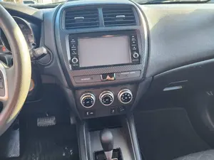 มิตซูบิชิ เอาท์แลนเดอร์ สปอร์ต SE ปี 2020 มือสอง พวงมาลัยซ้าย/ขวา - Product Image 5