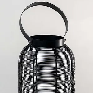 Bougeoir argenté de créateur pour les accents de maison de luxe, cadre de bougie, support de tour de bougie de neige d'hiver fabriqué par Zahid Exports - Product Image 2