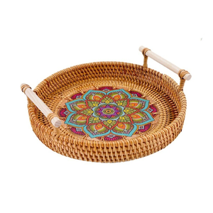 Bandeja redonda de mimbre con fondo artístico y asas de madera, bandeja de servicio hecha a mano de Vietnam, bonito precio - Product Image 1