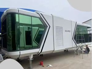Casa Cápsula Espacial de Acero y Madera con Diseño Inteligente e Innovador |   Cabaña Modular Prefabricada de Lujo para Campamentos Modernos - Product Image 3