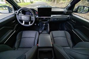 Toyota Tacoma TRD Sport 2025 Haute Performance 6 Vitesses - Product Image 5