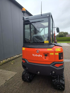 Miniexcavadora Kubota KX027-4, Excavadora Compacta con Orugas y Cucharón para Agricultura, Construcción y Jardinería - Product Image 3