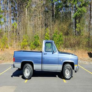 Camionnette Chevrolet C10 de 1964/Chevrolet K10 Silverado à vendre, carrée et brillante - Product Image 4