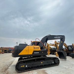 Excavatrice Volvo EC210 d'occasion, moteur puissant, hydraulique fiable, excavatrice sur chenilles pour les projets de construction d'infrastructure - Product Image 3