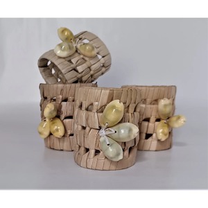 Anillo de Servilleta de Ratán Elegante con Cuentas Decorativas para Decoración de Mesa de Comedor Contemporánea, Cocina y Eventos, de la India - Product Image 2