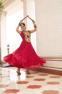 Nouvelle Collection Navratri Festival Garba robe une pièce longueur de plancher avec tissu en soie imprimé Bandhani - Product Image 5