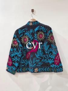 Abrigo de Terciopelo Bordado a Mano con Cuello Mandarín, Talla Grande, Estampado Floral, Ropa de Abrigo de Otoño para Mujer, Manga Larga, Estilo Bohemio - Product Image 3