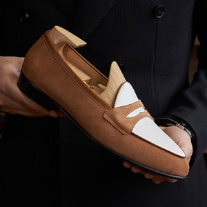 Zapatos de Invierno Forrados con Piel de Oveja Suave, con Interior Cálido y Ajuste Ajustable, Zapatos de Cuero para Hombre, Zapatos Casuales - Product Image 1