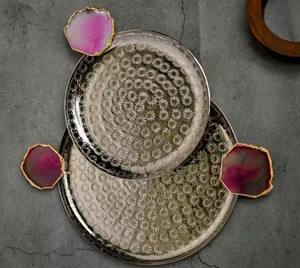 ถาดเสิร์ฟทรงกลมพร้อมที่จับอุปกรณ์โลหะจำนวนมากสำหรับโรงแรมส่งตรงจากโรงงาน - Product Image 3