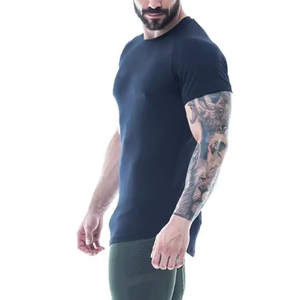 เสื้อยืดโอเวอร์ไซส์ทรงหลวมสำหรับผู้ชาย สกรีนโลโก้ได้ คุณภาพสูง 220 GSM ผ้าโพลีเอสเตอร์/คอตตอนทอ ปักลายนูน คอกลม ทรงปกติ พิมพ์ลาย - Product Image 6